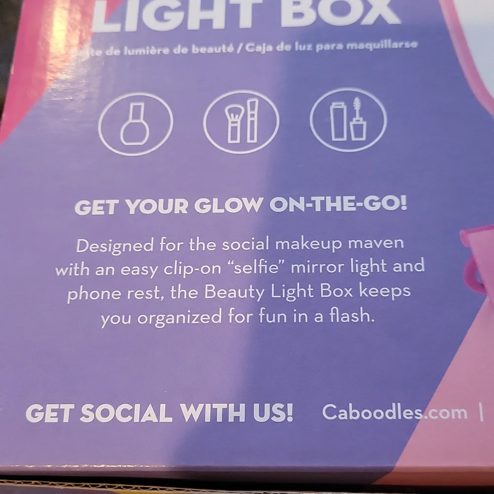 Caboodle beauty light box pink boxed tagged new firm
